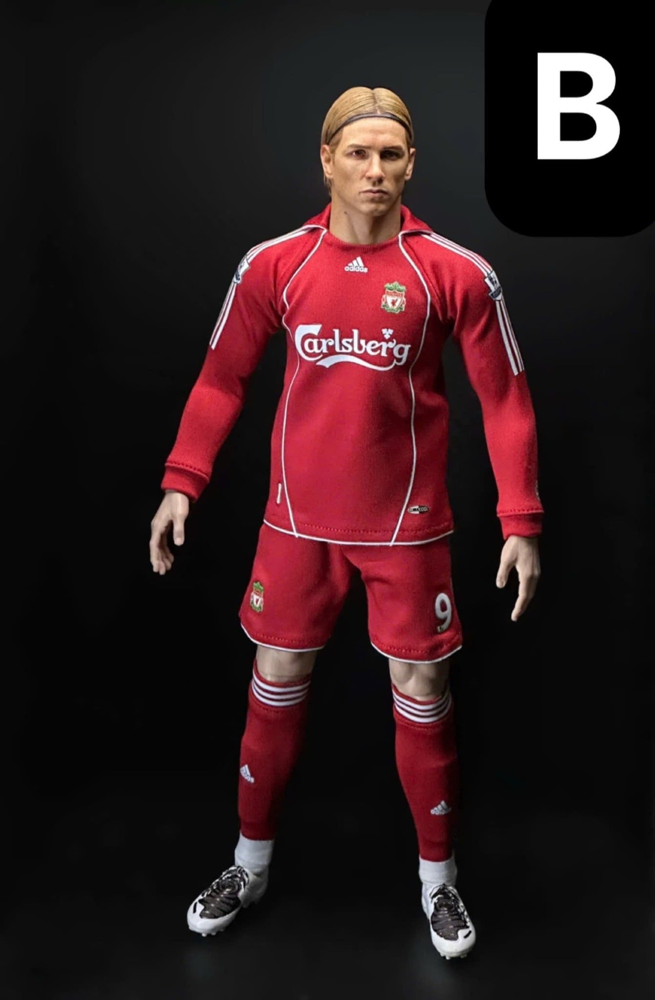  Mô hình cầu thủ bóng đá Torres tỷ lệ 1/6. 