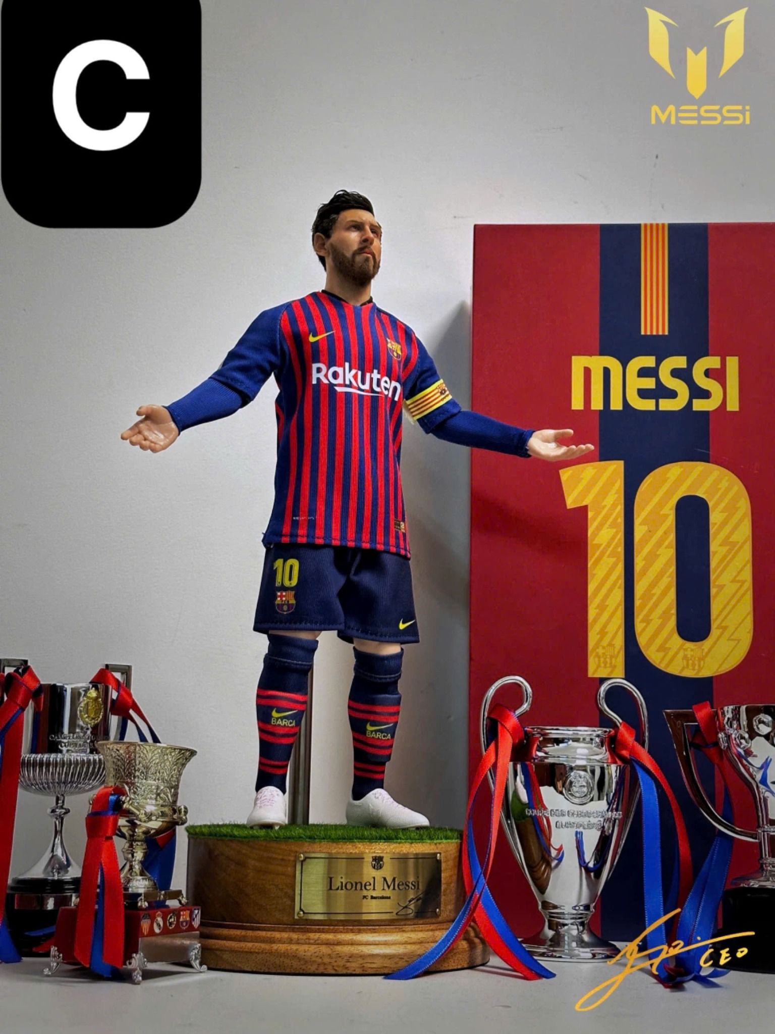  Mô hình cầu thủ bóng đá Messi phiên bản CLB tỷ lệ 1/6 ( Part 1). 