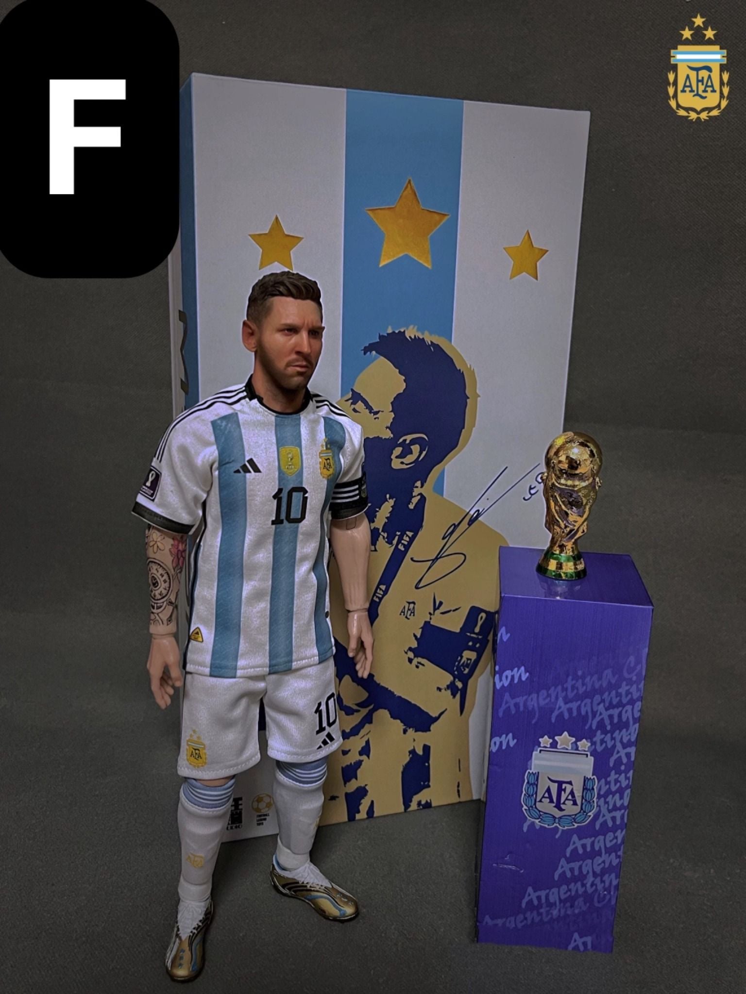  Mô hình cầu thủ bóng đá Messi Argentina tỷ lệ 1/6 ( Part 1). 