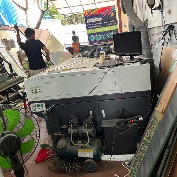  Hình Ảnh Máy Móc CNC 