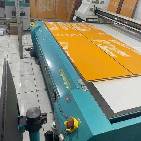  In UV Lên Gỗ Bình Dương, TPHCM 