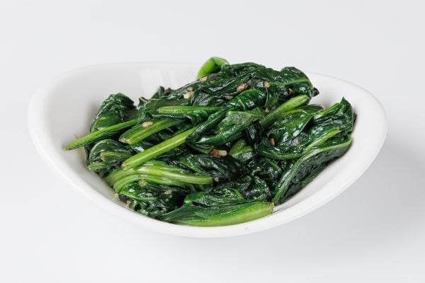  Stir - Fried Spinach 