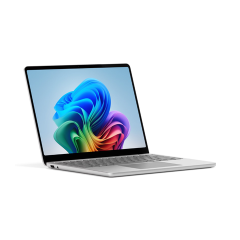 Surface Laptop 13 inch Snapdragon X Plus / 16GB RAM / 256GB SSD