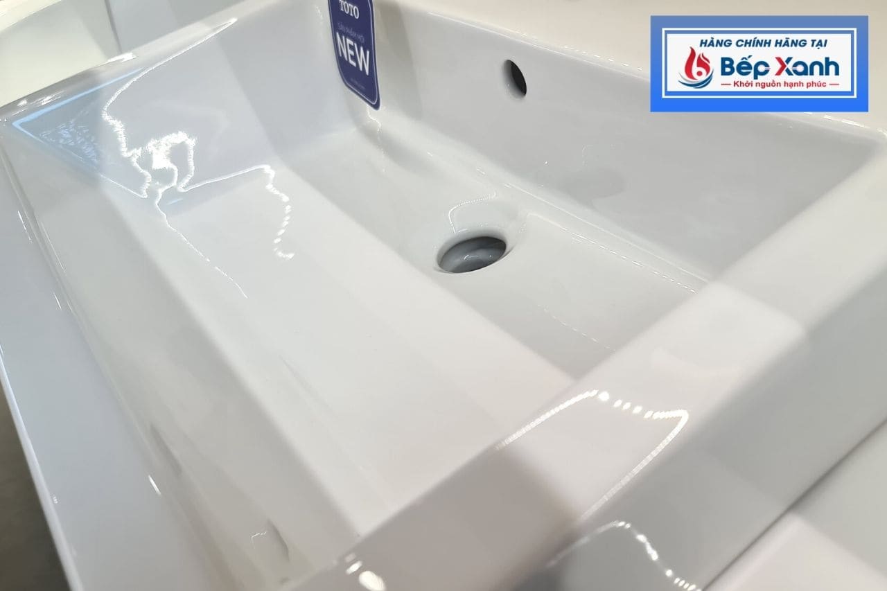 Chậu Rửa Bán Âm Bàn ToTo LT647CR – ảnh 4