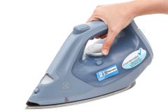 Bàn ủi hơi nước Electrolux E7SI1-80DB ảnh 9