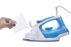 Bàn Ủi Electrolux ESI5126 ảnh 5