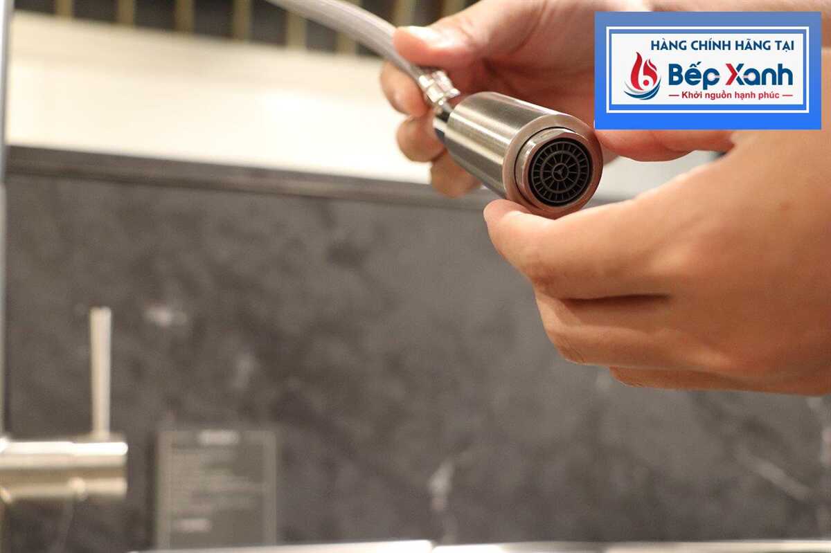 Vòi rửa chén nóng lạnh Malloca K095-S / Inox 304, có dây rút – ảnh 6