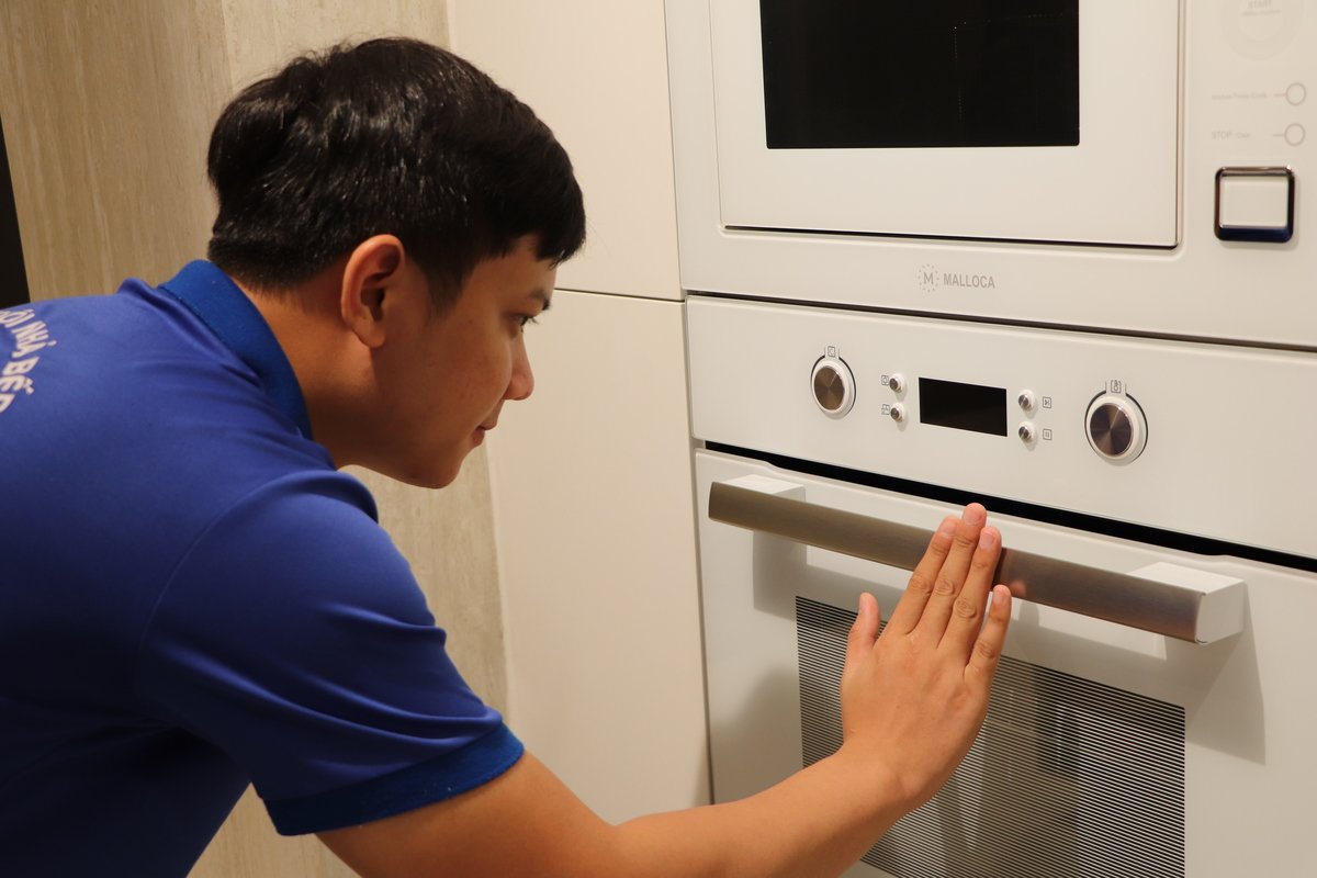 Lò nướng âm tủ Malloca MOV-65DA (Kính trắng) - Lắp đặt lò kính trắng Lò nướng âm tủ Malloca MOV-65DA (Kính trắng) - Lắp đặt lò kính trắng