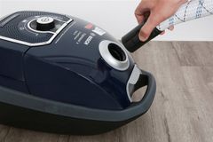 Máy Hút Bụi Có Dây 2200W Bosch HMH.BGL72294 ảnh 6
