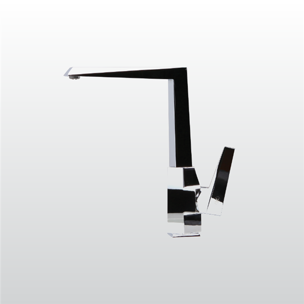 Vòi rửa chén nóng lạnh Malloca K291C / Đồng thau mạ chrome - Diện mạo vuông vức của vòi rửa chén Malloca K291C Vòi rửa chén nóng lạnh Malloca K291C / Đồng thau mạ chrome - Diện mạo vuông vức của vòi rửa chén Malloca K291C