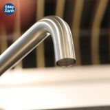 Vòi rửa chén nóng lạnh Malloca K559-SN / Inox 304