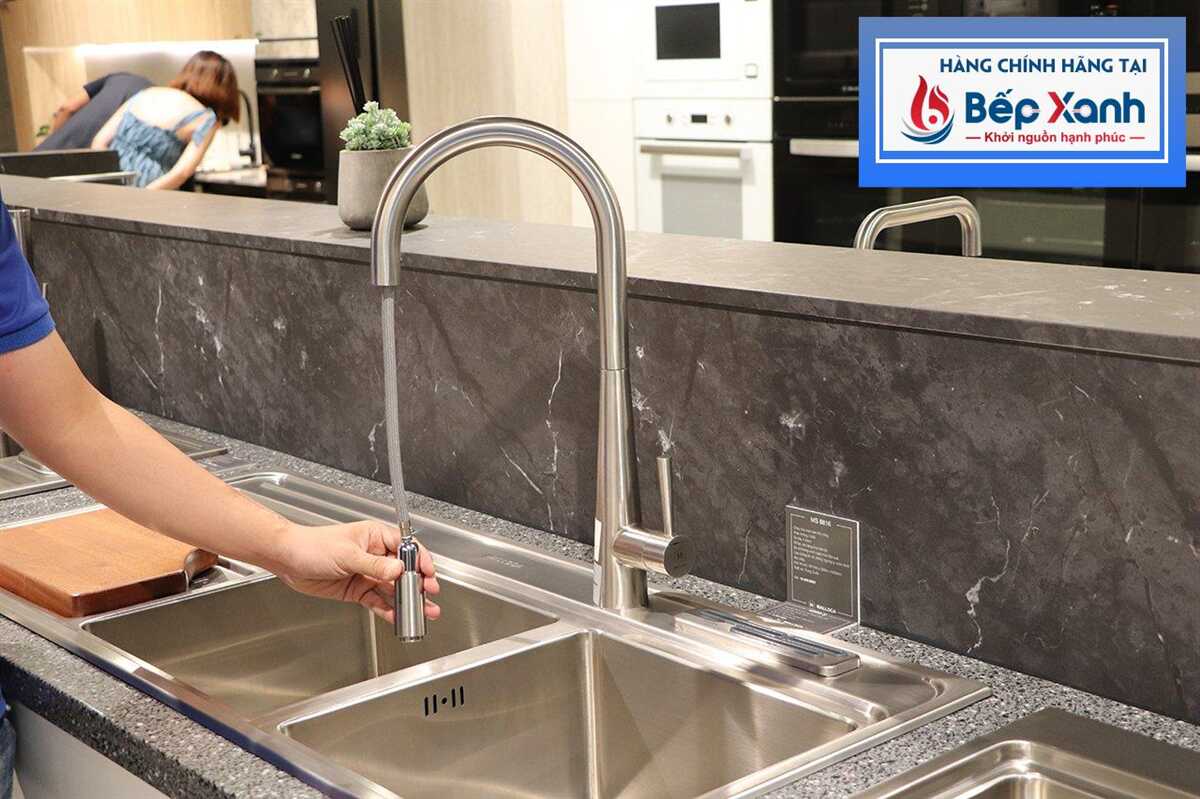 Vòi rửa chén nóng lạnh Malloca K095-S / Inox 304, có dây rút – ảnh 8