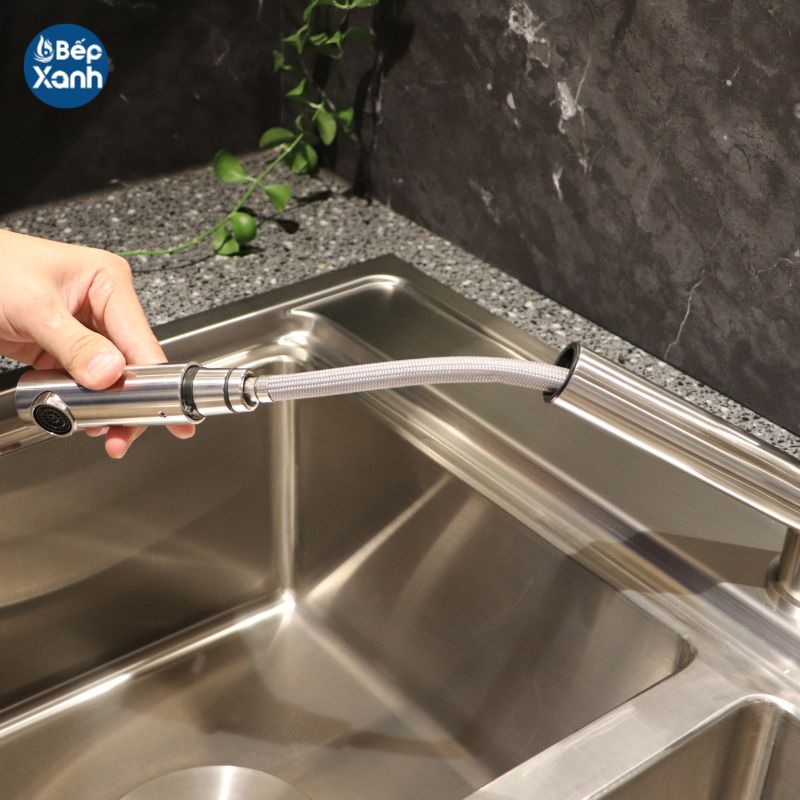 Vòi rửa chén nóng lạnh Malloca K110-SS / Inox 304, có dây rút – ảnh 6
