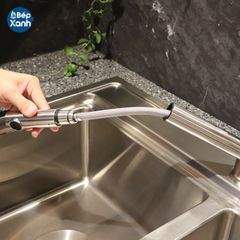 Vòi rửa chén nóng lạnh Malloca K110-SS / Inox 304, có dây rút ảnh 6