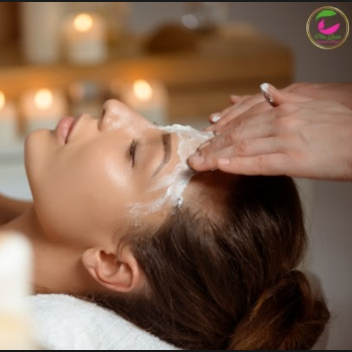 Gội đầu, masage mặt, đắp mặt nạ và cổ vai gáy