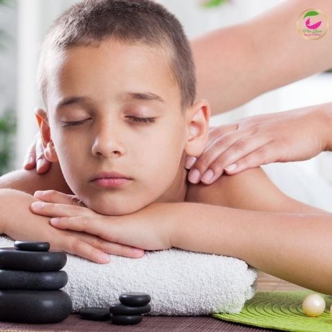 Massage body trẻ em