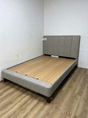  Giường bọc nệm Northridg 