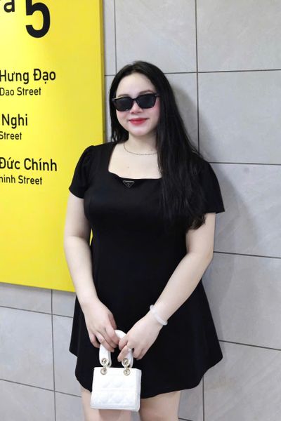  Váy tiểu thư cổ vuông bigsize 