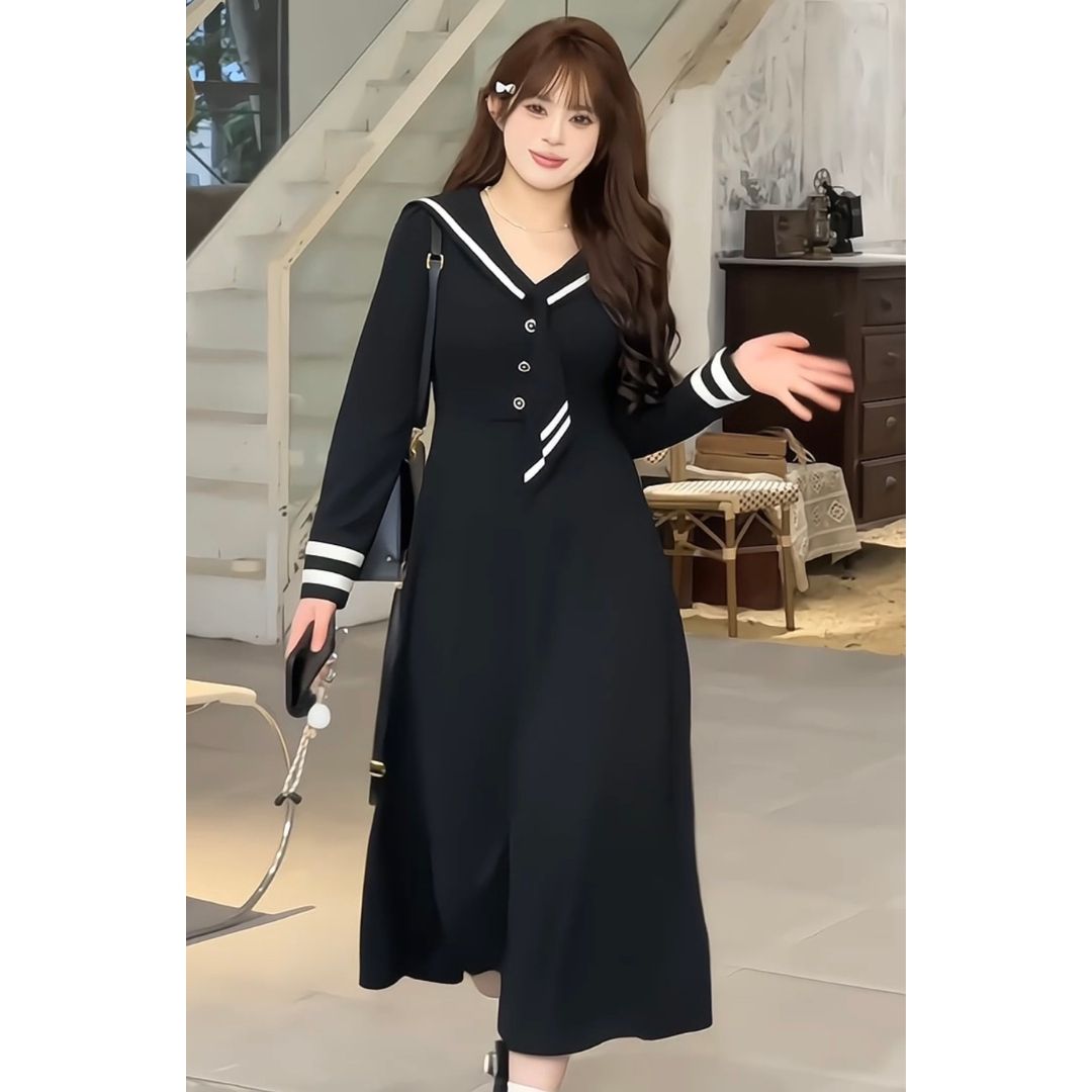  Váy đen hải quân 