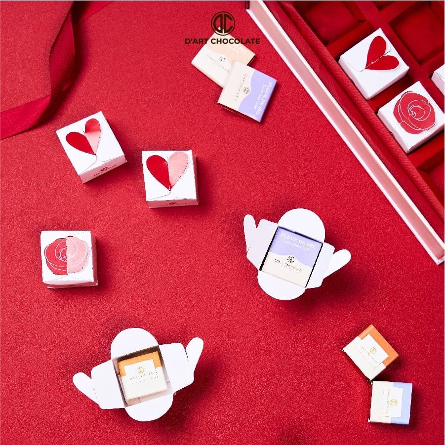  Hộp Quà Tặng "Love Letter" 48 Viên Socola Neapolitans - D'art Chocolate 
