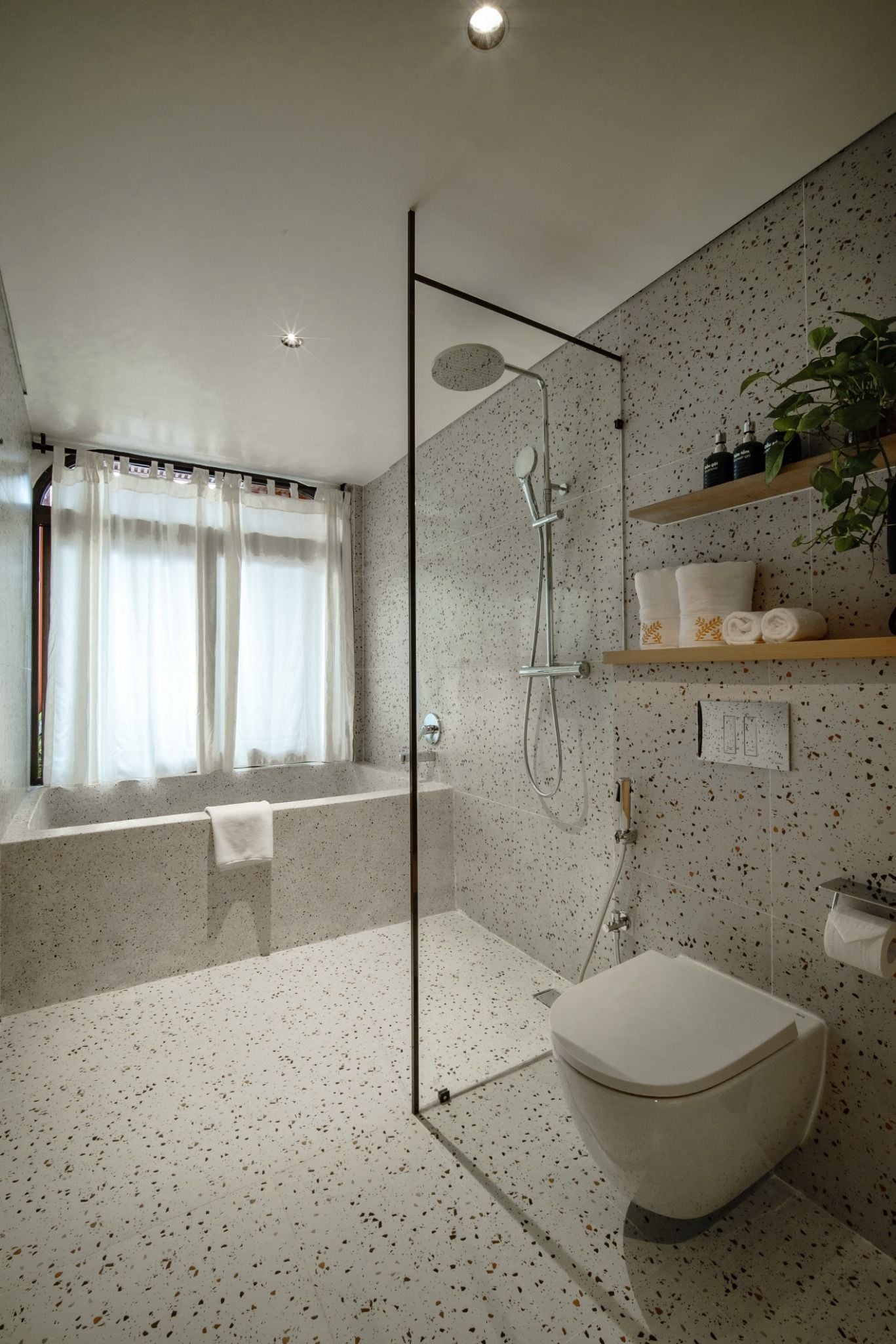 Me Premium Suite