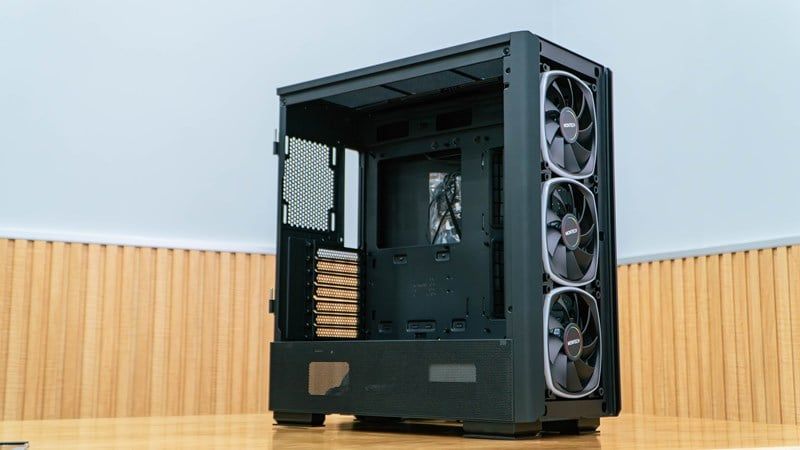 Case Montech SKY TWO GX