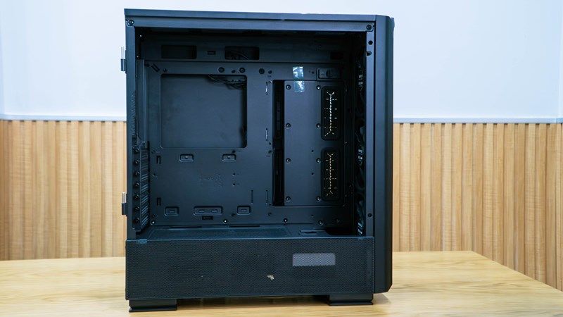 Case Montech SKY TWO GX