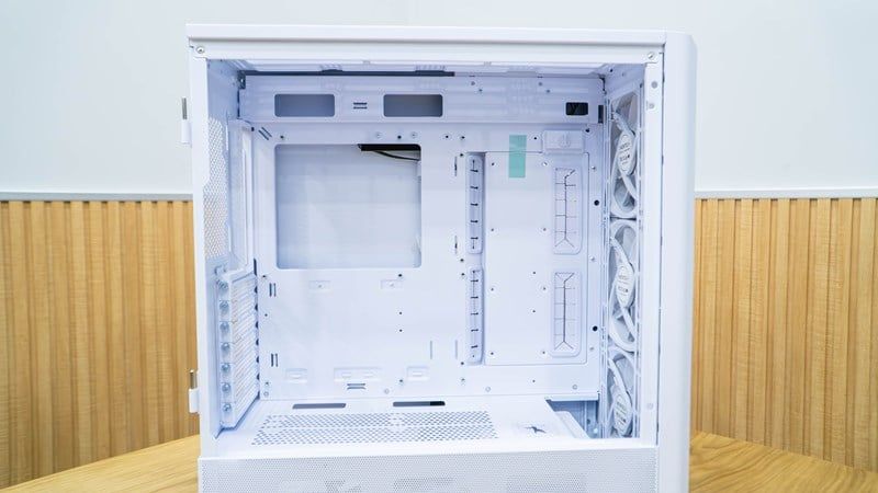 Case Montech SKY TWO GX