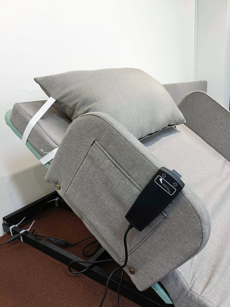 Đệm nâng hạ tự động SmartFurni - Phiên Bản 1 Động Cơ SM-GTL150