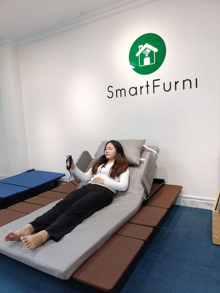 Đệm nâng hạ tự động SmartFurni - Phiên Bản 1 Động Cơ SM-GTL150