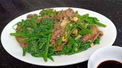 Ngọ su su xào bò
