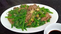 Ngọ su su xào bò