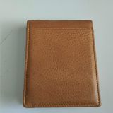  Ví da có logo kim loại 