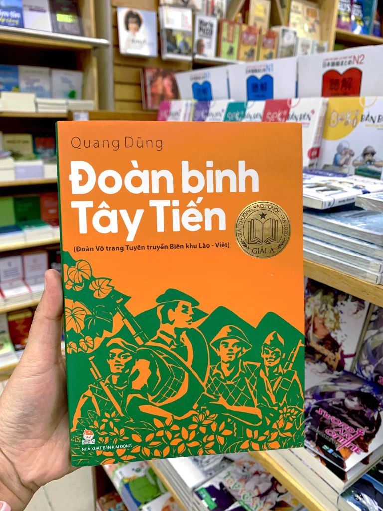 Đoàn Binh Tây Tiến - Đoàn Võ Trang Tuyên Truyền Biên Khu Lào - Việt (Tái Bản 2022)