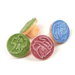 Kẹo Tem quái Vật Monster Stamp Halloween 15.2g Nhật Bản
