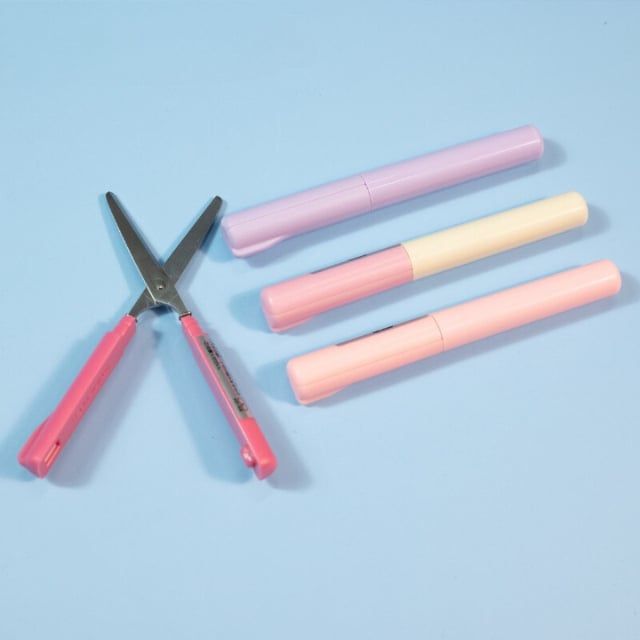 Kéo cắt Mini Stickyle Sun-Star Nhật Có Nắp Đậy Thiết Kế Thông Minh Nhỏ Gọn