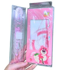 Bộ 4 Món Dụng Cụ Hình Học Disney - Set Thước Kẻ A74029-T1X