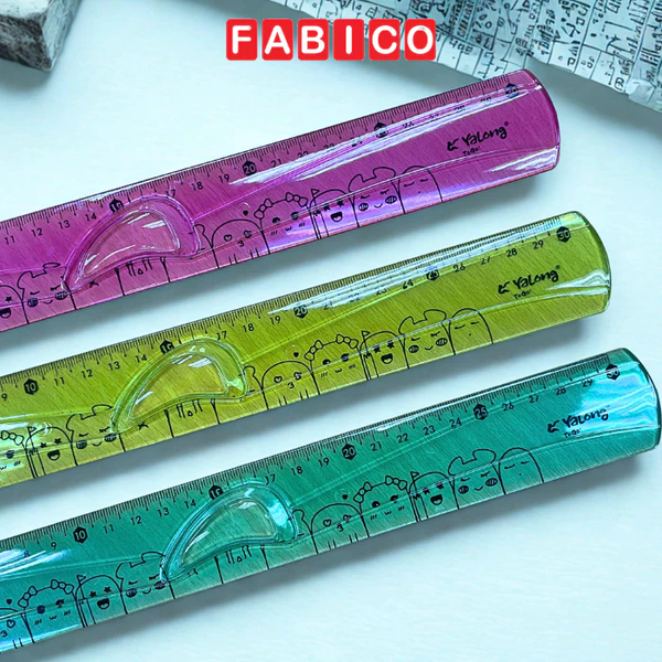 Thước kẻ Nhựa Cứng 30cm Yalong Trong Suốt Số Dễ Nhìn Và Đo Chính Xác Chất liệu nhựa an toàn Phù hợp với học sinh YL23362