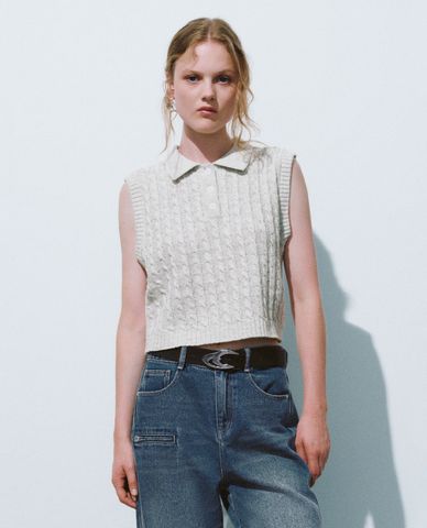  URBAN REVIVO - Áo dệt kim nữ sát nách cổ bẻ thanh lịch 