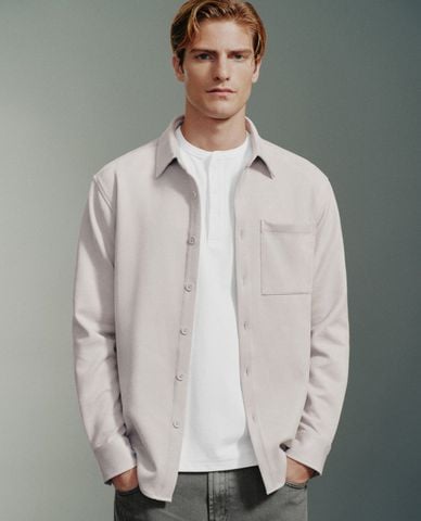  URBAN REVIVO - Áo sơ mi nam cổ bẻ tay dài Bottom Up Loose 
