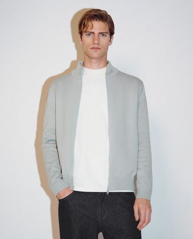  URBAN REVIVO - Áo khoác nam dệt kim cổ cao tay dài Zip Up 