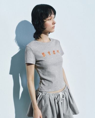  URBAN REVIVO - Áo thun nữ cổ tròn tay ngắn Printed 