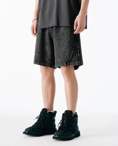  URBAN REVIVO - Quần short nam ngang gối Vogue 