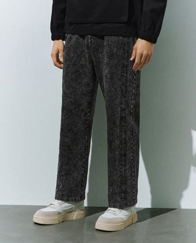  URBAN REVIVO - Quần jeans nam ống đứng lưng thun 