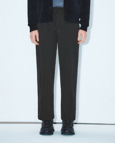  URBAN REVIVO - Quần nam ống đứng lưng thun thời trang 