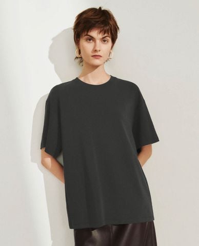  URBAN REVIVO - Áo thun nữ cổ tròn tay ngắn hiện đại 