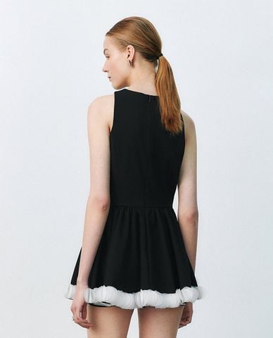  URBAN REVIVO - Đầm sát nách mini cổ tròn hiện đại 