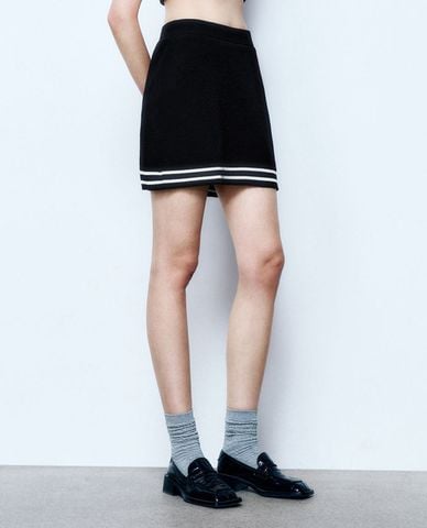  URBAN REVIVO - Chân váy dệt kim phom mini thời thượng 