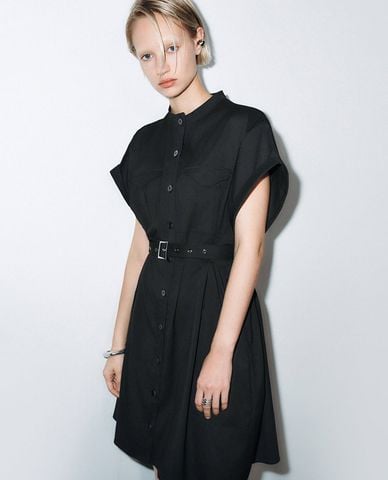  URBAN REVIVO - Đầm sơ mi mini phối thắt lưng 