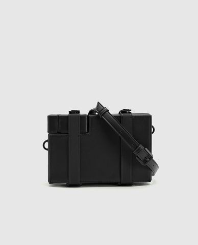  URBAN REVIVO - Túi đeo chéo nam phom chữ nhật hiện đại 